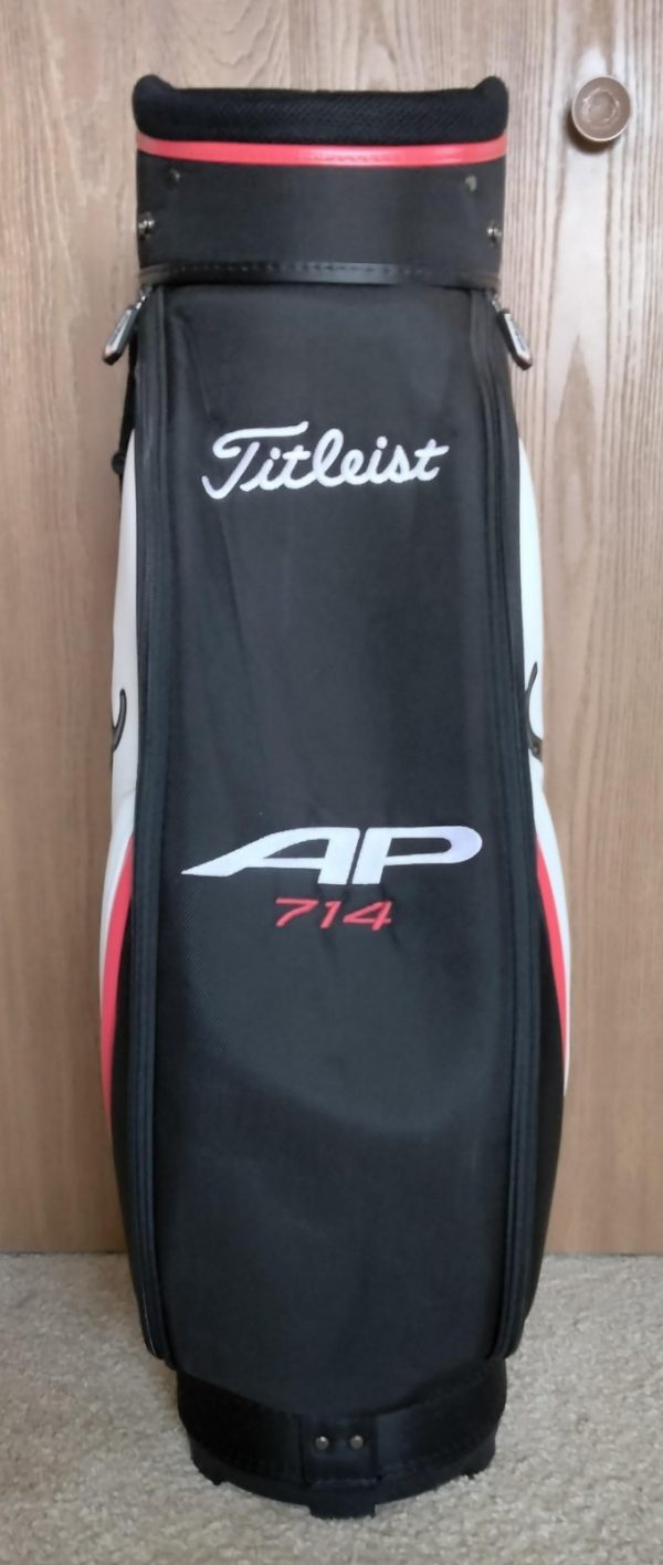 Titleist AP 714 Mid-Size Staff Golf Bag 6-Way Divider Black White Red