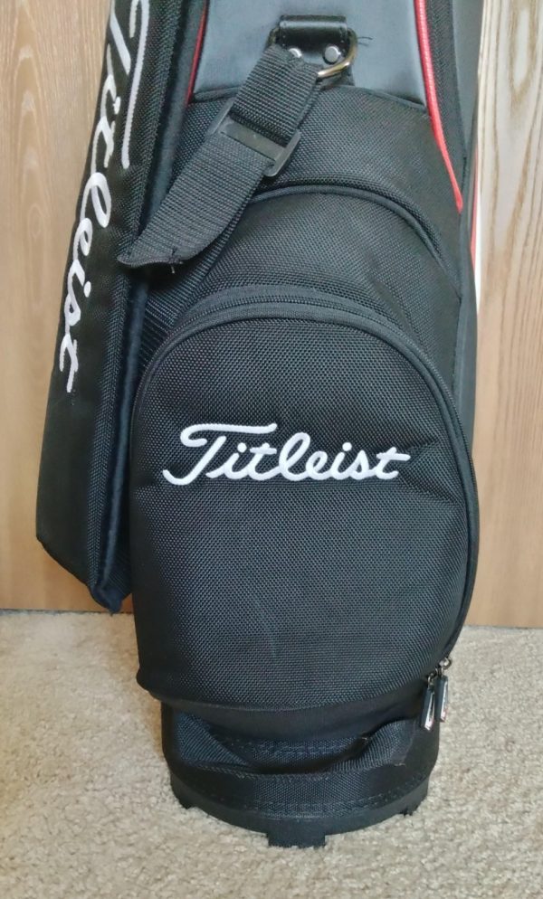 Titleist AP 714 Mid-Size Staff Golf Bag 6-Way Divider Black White Red