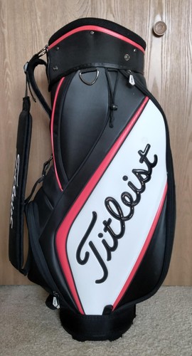 Titleist AP 714 Mid-Size Staff Golf Bag 6-Way Divider Black White Red