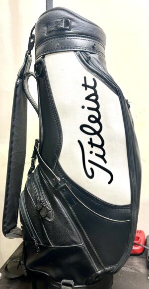 Titleist Golf Bag Gold
